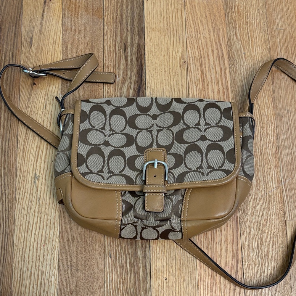 Coach Hadley Signature Field Bag